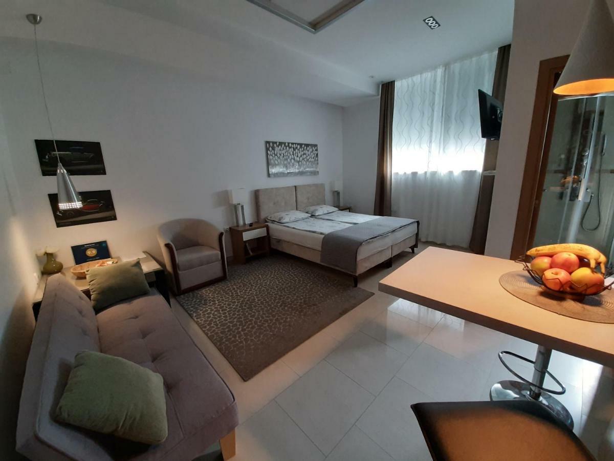 Apartament Centar Lux Vrsac Zewnętrze zdjęcie