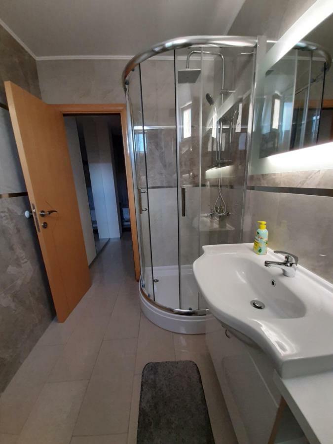 Apartament Centar Lux Vrsac Zewnętrze zdjęcie